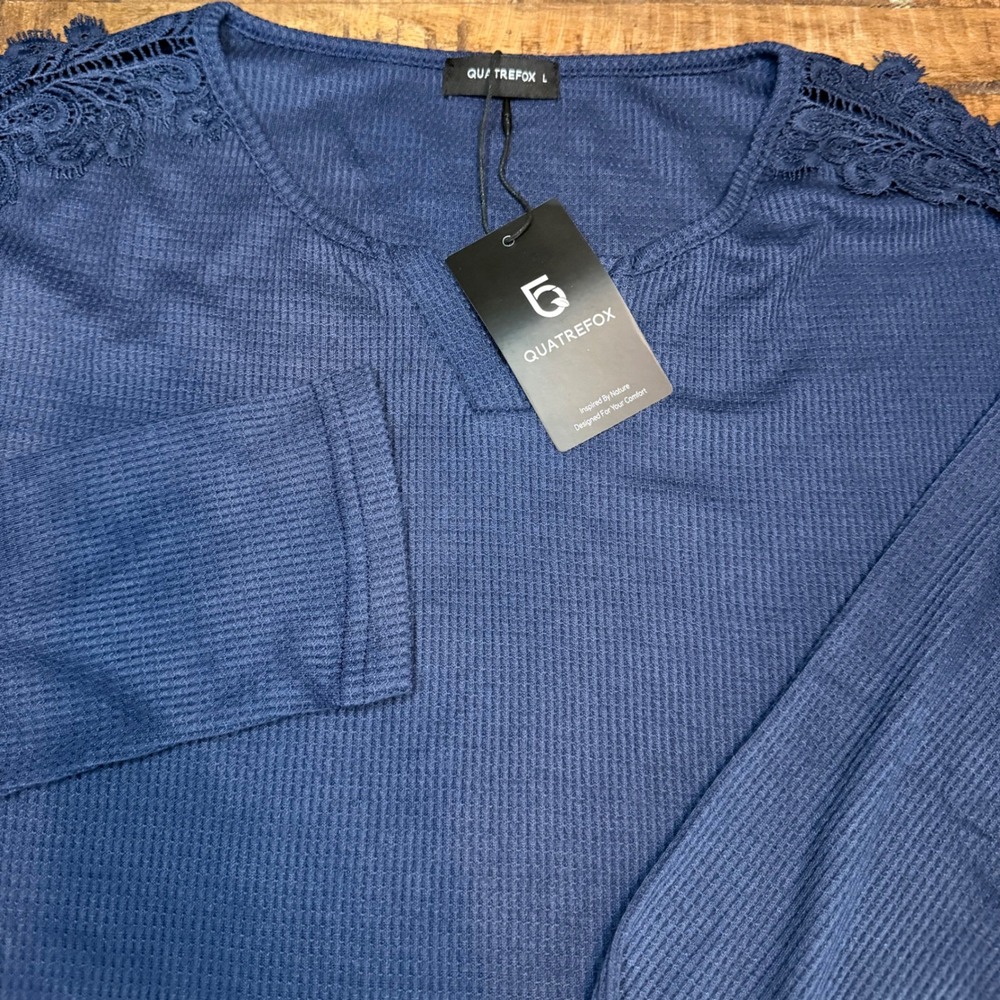 QUATREFOX Navy Blue Waffle Knit Lace Shoulder Long Sleeve Top NWT Large